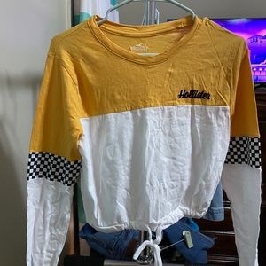 Hollister cropped tee